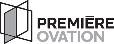Logo de Première Ovation en tons de gris.